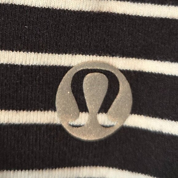 Lululemon Think Fast Tank - 4 Parallel Stripe Black White - Picture 5 of 5